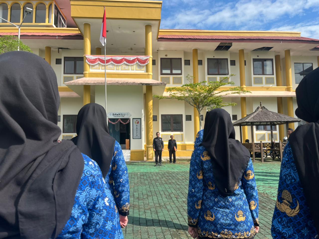 Ketua Bawaslu Tapin Abid Fikasi Gulo Pimpin Langsung Peringatan Hari Sumpah Pemuda ke-97