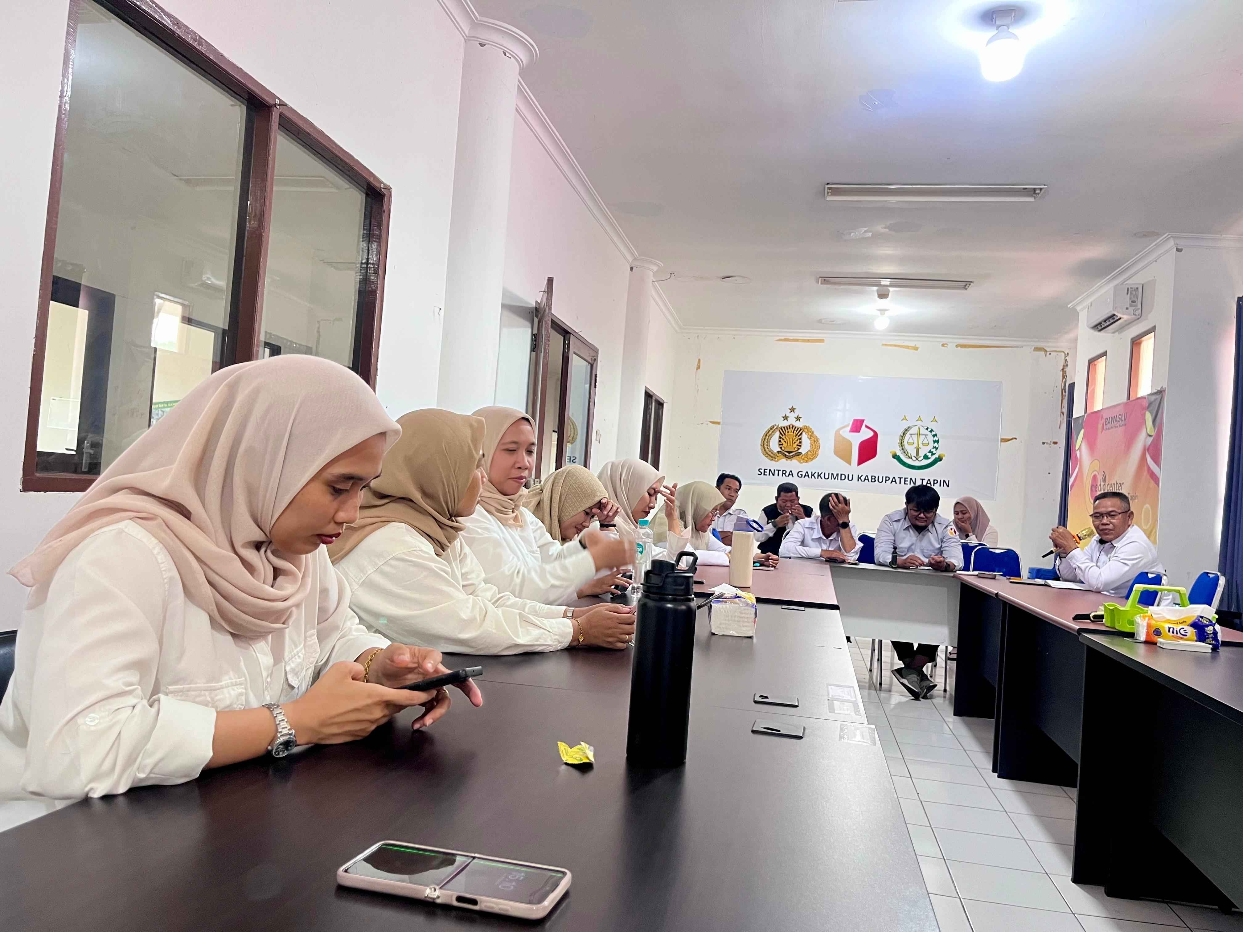 Kupas Tuntas Kinerja, Rapat Kesekretariatan Bahas Evaluasi hingga Rencana ke Depan