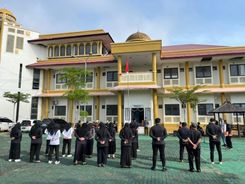 Apel Senin Pagi Jajaran Bawaslu Kabupaten Tapin