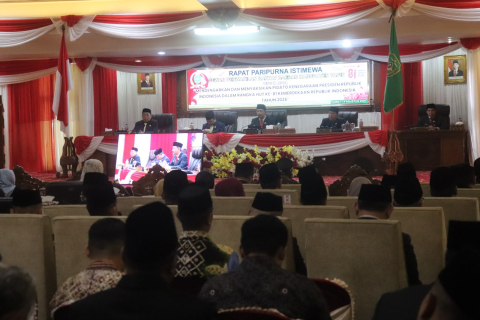 Semangat Kemerdekaan: Abid Hadiri Rapat Paripurna Istimewa  HUT ke-81 RI