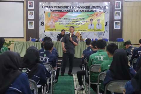 Gen Z Juga Punya Peran, Santoso Ajak Pemilih Pemula Melek Pemilu