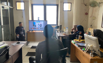 Anggota Bawaslu Kabupaten Tapin dan Tim fasilitasi pengawasan PDPB mengikuti Rapat Koordinasi Via Zoom Meeting bersama Bawaslu Provinsi dan Bawaslu Kabupaten/kota se kalimantan selatan 