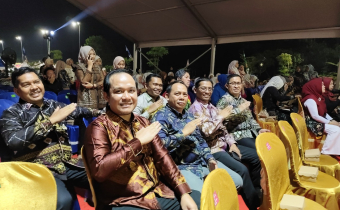 Ketua Bawaslu Tapin Abid Fikasi Gulo penuhi undangan penutupan Tapin Art Fest 2025