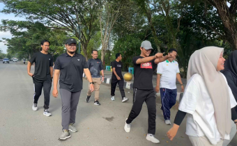 Perkuat Kebersamaan, Bawaslu Tapin Laksanakan Jalan Sehat Jumat Sehati